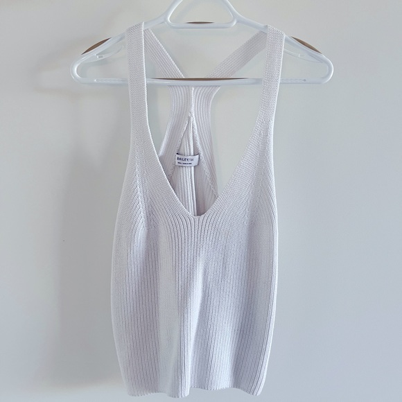 Bailey 44 Deep V knit tank - Picture 1 of 2